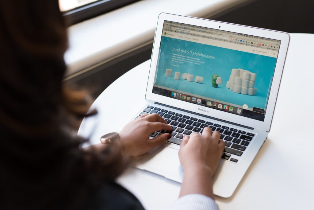 A woman working on her laptop